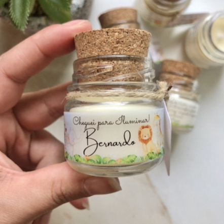 kit 20 velas perfumadas e personalizadas com tampa de rolha - lembrancinhas nascimento