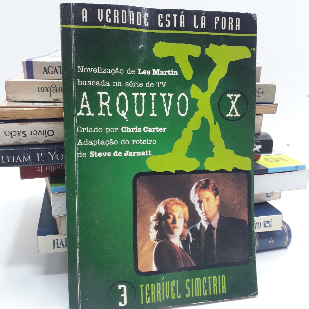 Livro Arquivo X ( usado)