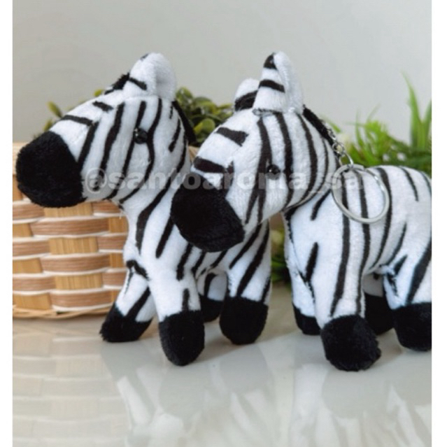 Chaveiro Zebra de pelúcia Zebrinha safari 12cm lembrancinha safari baby