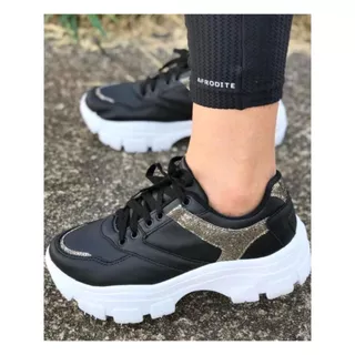 Estilo Blogueira: Tênis Feminino Plataforma Chunky Adulto, Conforto Incomparável em Cada Passo!