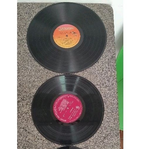 LP 10 discos de vinil para decoração festa anos 80 , medida 30 cm para artesanato ou enfeites .
