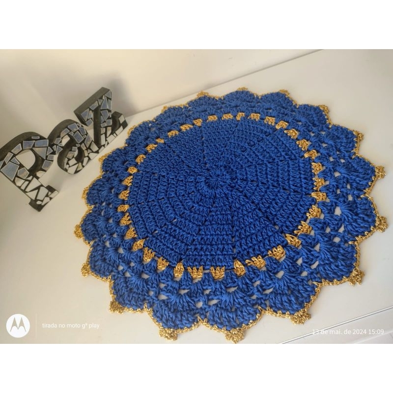 Conjunto sousplat azul Royal 39 cm crochê