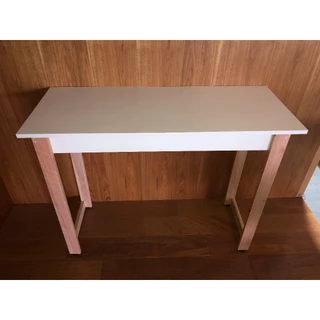 Mesa DM 120x40x75cm Pés de Madeira Com Tampo MDF