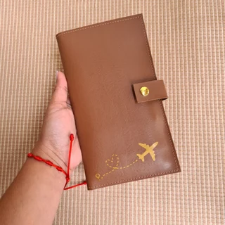 Capa Porta Passaporte Família para 3 passaportes - Personalizado com nomes ou iniciais.