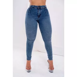 Calça Jeans Feminina Com Lycra, Cintura Alta, Detalhe De Pinças Frontal, Revesst Jeans.