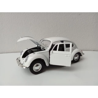 carrinho de ferro Fusca branco, miniatura de carro colecionável, abre portas e capo.