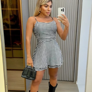 Macaquinho Xadrex de Amarrar nas Costas Moda Feminina