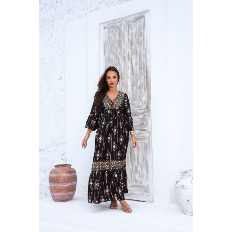 Vestido Longo Boho Chic Crepe de Viscose Brilho de Lurex Bordado