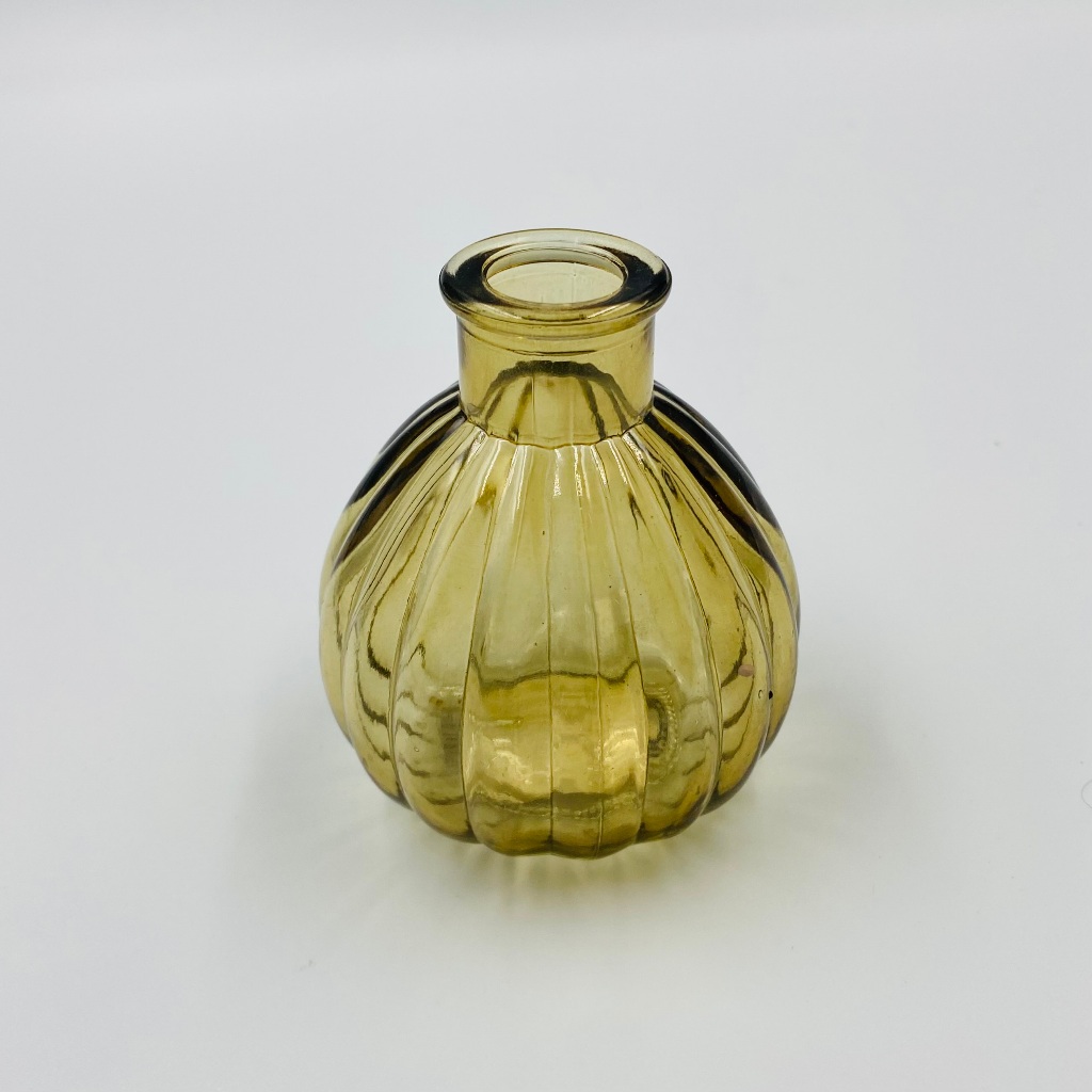 Vaso mini de vidro canelado âmbar redondo 8cm