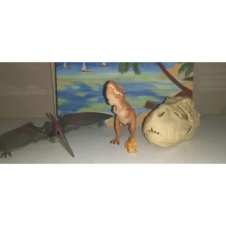 lote jurassic world, hasbro brinquedos, usado
