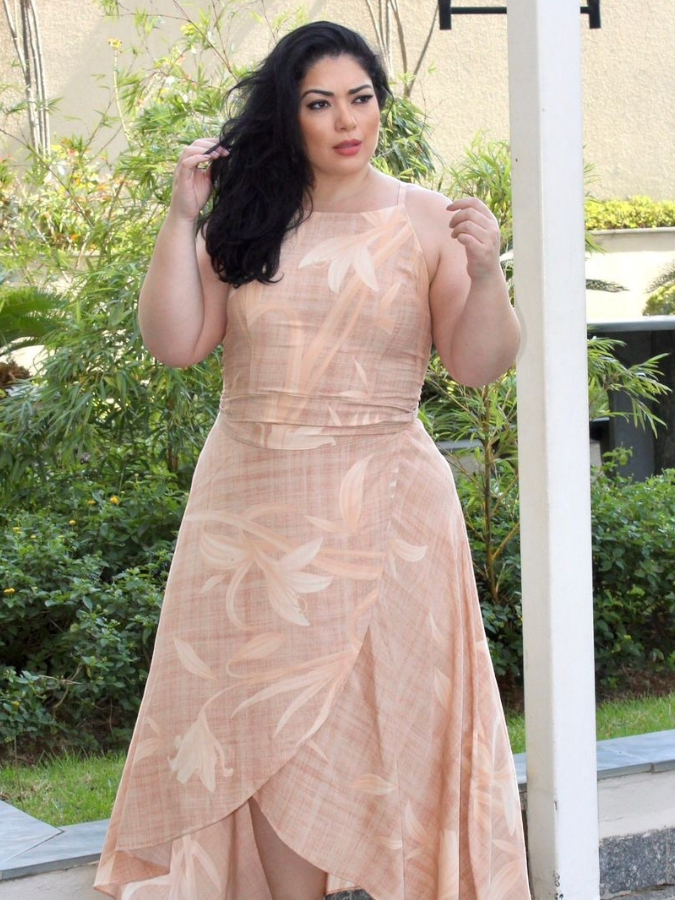 Conjunto Plus Sizer Feminina Saia Midi Envelope Transpassada