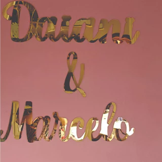 Enfeite de parede Nome personalizado em Acrilico Dourado 60cm