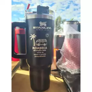 COPO TÉRMICO COM ALÇA 1200 ML JÁ COM SEU NOME GRAVADO