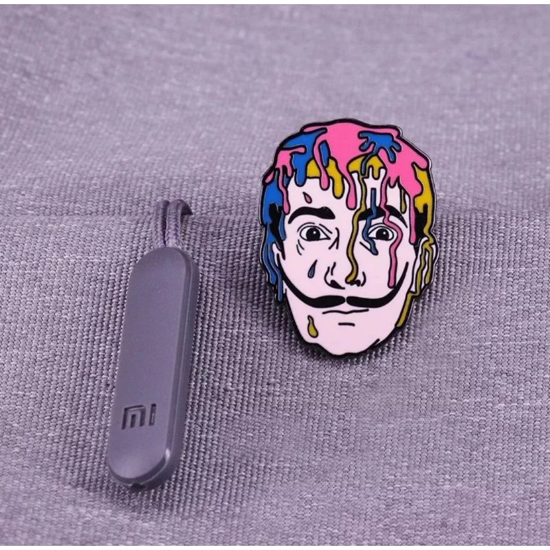 Pin Salvador Dalí | Shopee Brasil