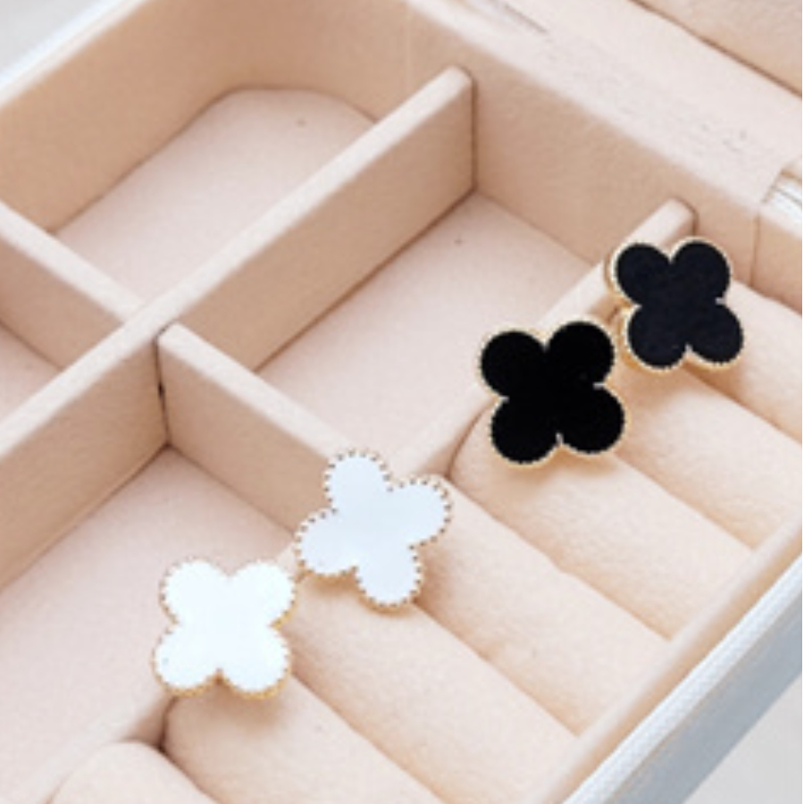 Brincos Femininos Van Cleef Preto Virginia Folheado a Ouro 18K Acessórios Femininos