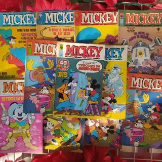 Gibis Mickey Antigos e Raros - Disney Juniors / Pateta / Revista Mensal / Mancha Negra / Tio Patinha