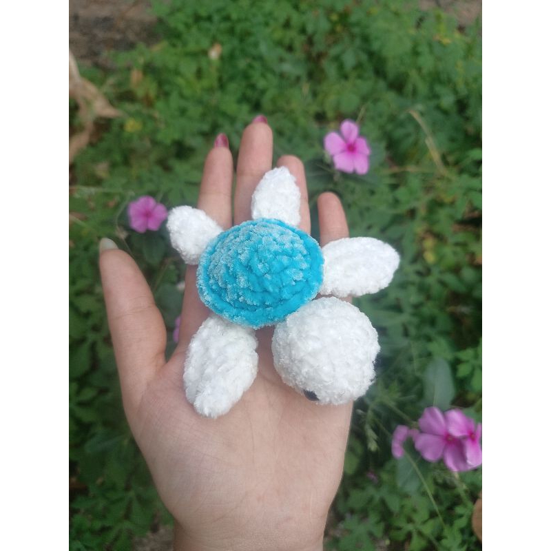 mini tartaruga em crochê, chaveiro tartaruga, crochet turtle Shopee