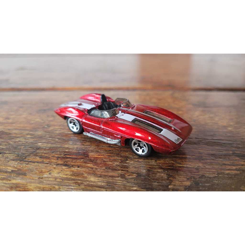 Hot Wheels - Corvette Stingray Vermelho - Corvette 5-Pack 2006