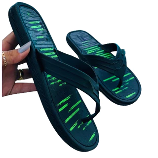 chinelo de dedo masculino,antiderrapante,use em praia. piscina, dia a dia, solado emborrachado