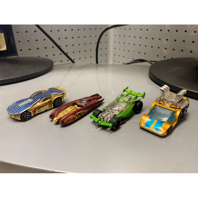 Hot Wheel - Lote loose usadas - DRIFT KING, WILD THING, SOLAR REFLEX, SIXY BEAST