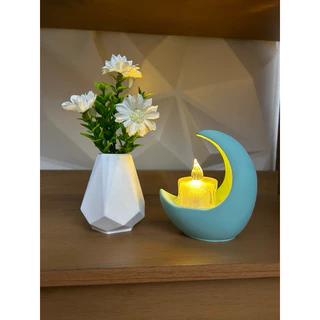 Luminária Lua, vela acrílica decorativa, vaso com flores artificiais