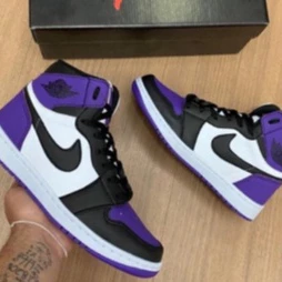 Bota Nike Air Jordan 1 Chicago Retro Court Purple Black And White Masculino Feminino - Oferta