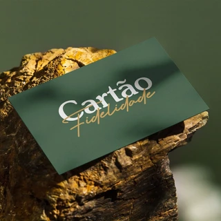 Cartão cliente vip de fidelidade de adesivos verde e dourado