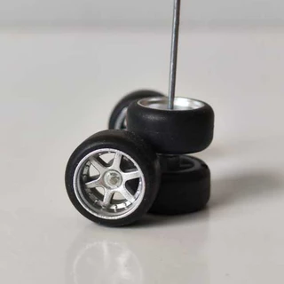 Rodas com pneus de borracha 6 pontas prata para customização de miniaturas Hot Wheels escala 1:64