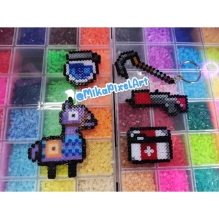 Chaveiro / Colar / ímã kit completo do Fortnite em Pixel Arte (lhama, shield, picareta, medickit e Shootgun)