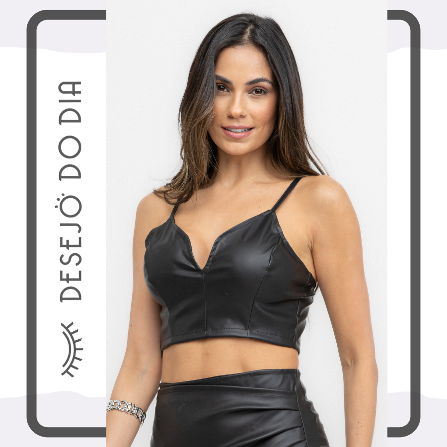 TOP CROPPED EM COURO PU DECOTE CORAÇÃO ALÇAS FINAS COM BOJO