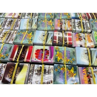 Pacote con 100 Mini Bíblia Lembrancinhas Evangelismo