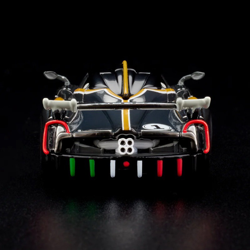 Hot Wheels Collectors RLC Exclusive '21 Pagani Huayra R | Shopee