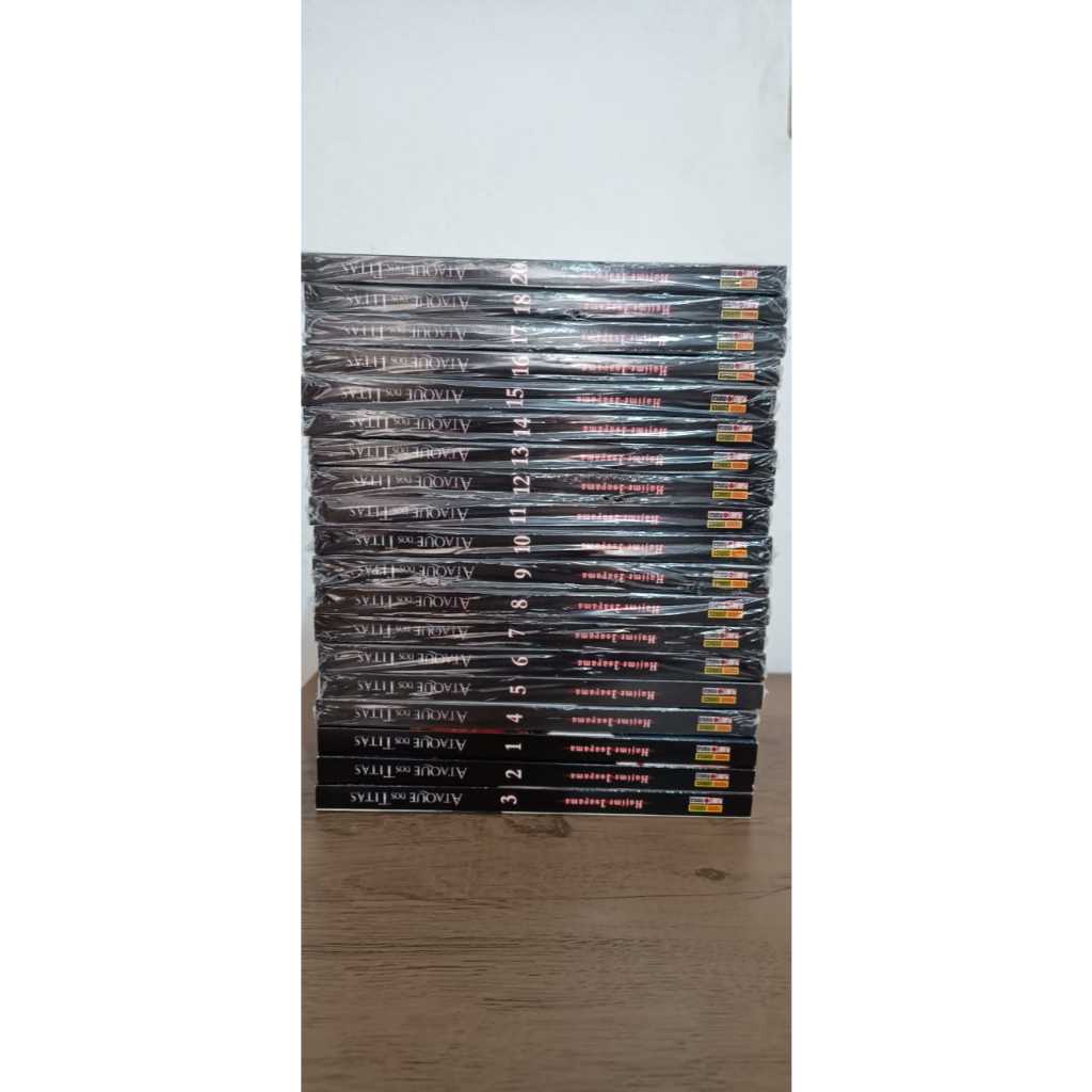 Coleção Mangás Ataque dos Titãs do 1 ao 18 e 20.