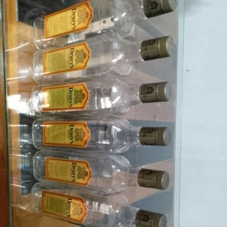 6 Garrafas vazias de Drurys
