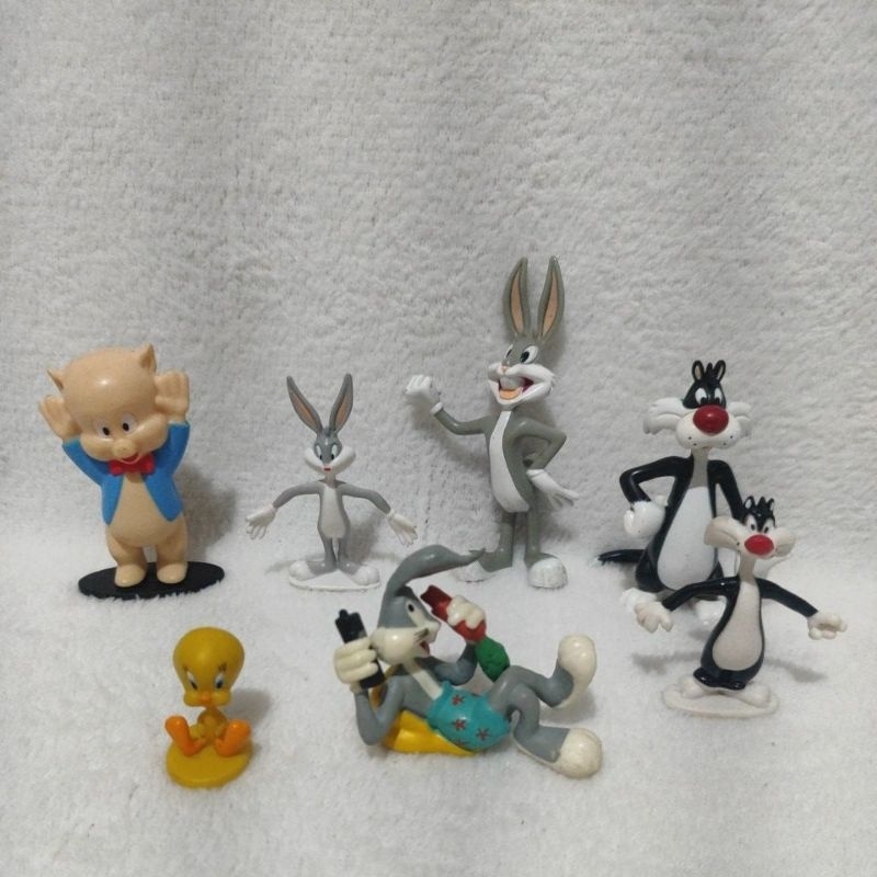 coleção de bonecos looney tunes original WBEI e Bk | Shopee Brasil