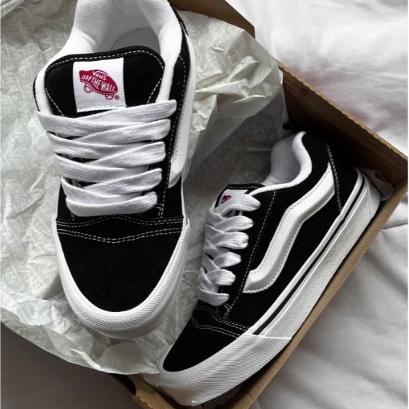 TÊNIS VANS KNU SKOOL BLACK TRUE WHITE LANÇAMENTO