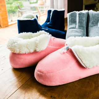 Pantufa feminina Vairelli em plush toda forrada com pele XZ