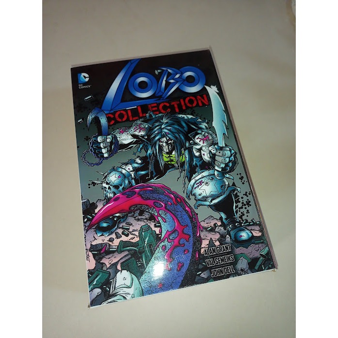 LOBO BOX COM 22 EDIÇÕES RARAS DC COMICS HITMAN ETRIGAN LIGA DA JUSTIÇA AUTHORITY