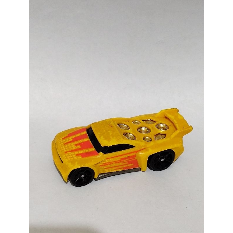 vários carrinhos hot Wheels