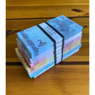 Notas Dinheiros 100 Reais Com 10 Unidades Sem Valor Plaque Cédula Cenográfica