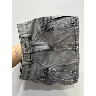 Saia Jeans Cargo Com Bolsos Laterais Lavagem Cinza Escuro