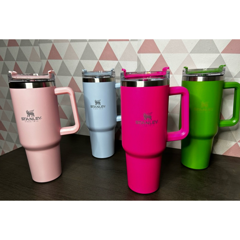 ( ENVIO IMEDIATO) Caneca Térmica Copo Térmico Aço Inoxidável Com Tampa Canudo 1200ml pode escolher cor