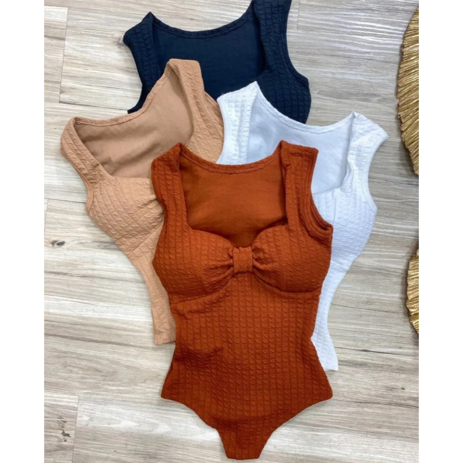 Body Regata Bubble Texturizado Feminino Decote Laço Alça Grossa com ...