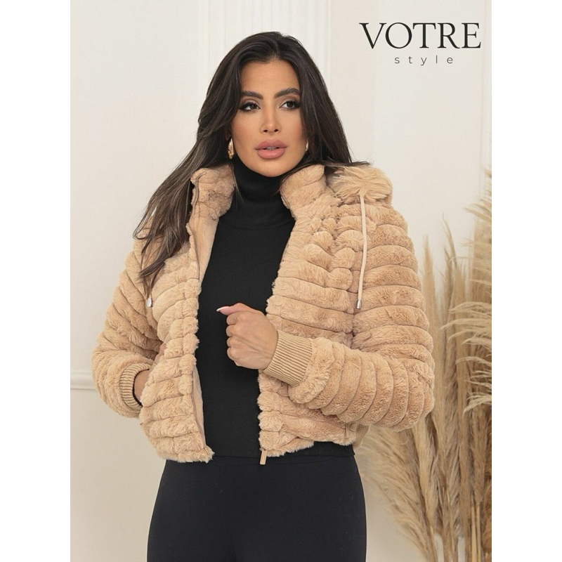 Casaco Feminino Teddy Gominhos Forrado Com Capuz