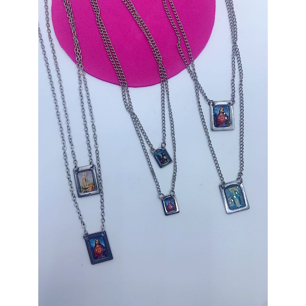 Escapulário religioso cristão em aco inox não escurece Nossa. Sra aparecida, São bento, Iemanjá, são jorge