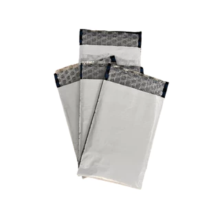 50 Saco De Envio Pequeno Com Bolha 12x18 Para Correio Barato