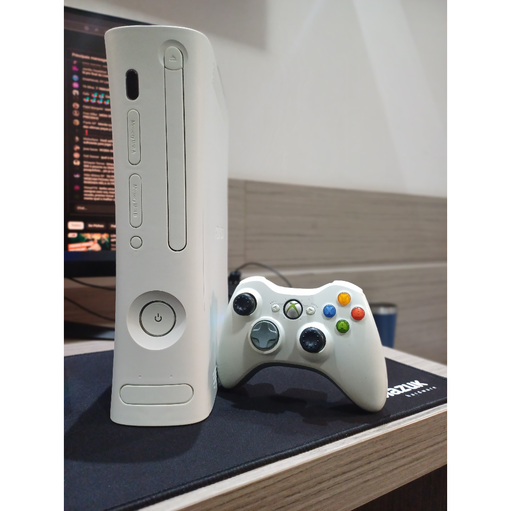 XBOX 360 SEMI NOVO DESBLOQUEADO FAT