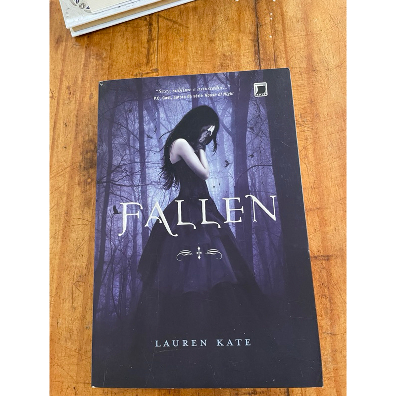 Fallen - Lauren Kate (livro 1) | Shopee Brasil