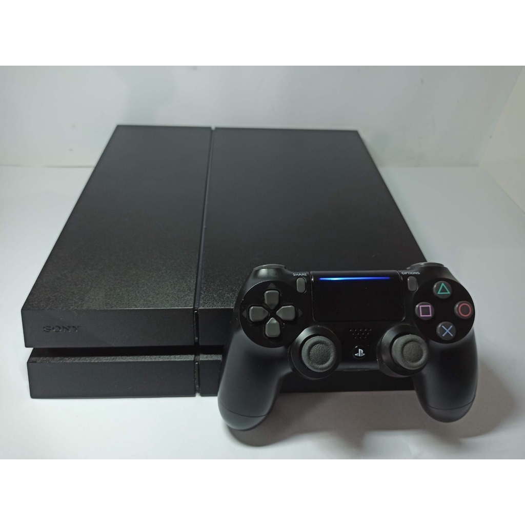 Playstation 4 500Gb PS4 com Caixa 1 Controle sem fio um mês de Psn Deluxe  Grátis