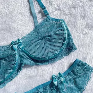 Conjunto lingerie sem bojo com aro calcinha tanga fio de renda